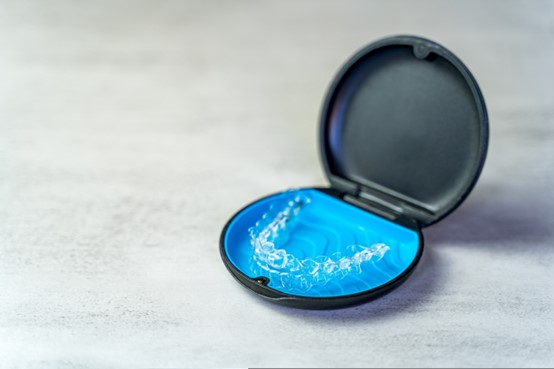 Invisalign για Εφήβους: Μια Σύγχρονη Προσέγγιση στην Ορθοδοντική Θεραπεία